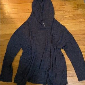 Long sleeve with hood